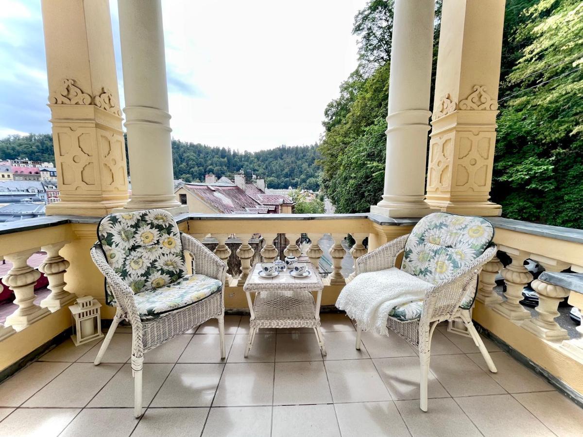 Bohemian City - Amazing View, Garage Karlovy Vary Exterior foto